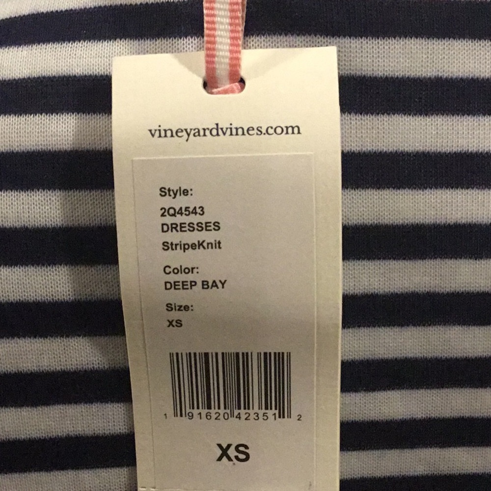 B2) New never been worn vineyard vines dress - Picture 6 of 8